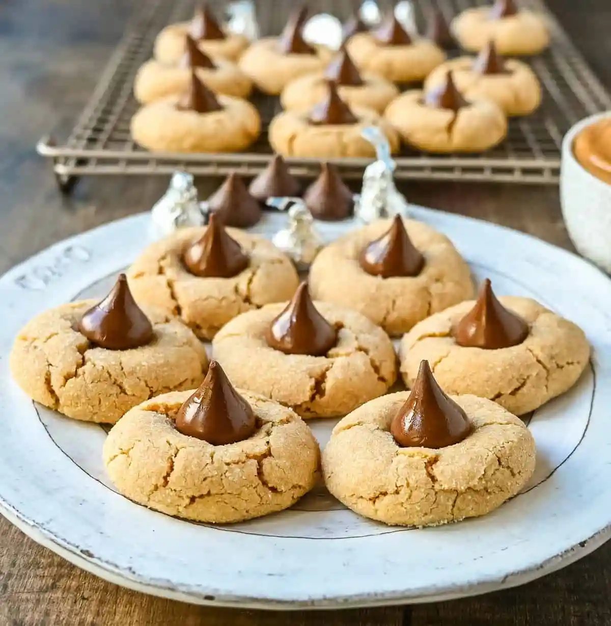 Easy Peanut Butter Blossoms