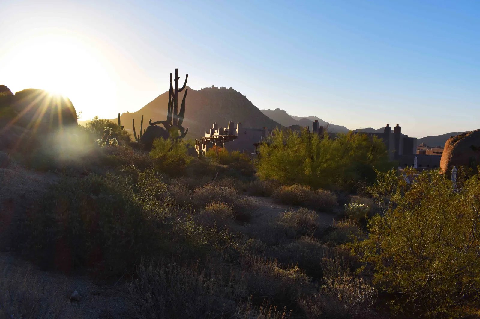 Arizona Four Seasons Christmas and Homemade Hot Chocolate. Sunrise hike at Four Seasons Scottsdale Troon North.