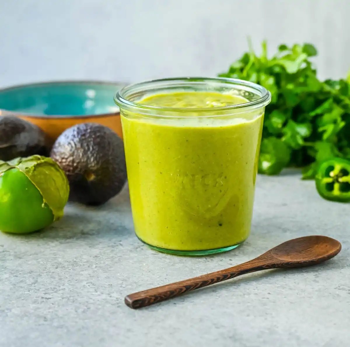 This creamy avocado salsa is the perfect love child of tangy salsa verde and smooth guacamole. It’s bright, fresh, a little spicy, and so good you’ll want to put it on everything! This Guacamole Salsa is perfect to drizzle on tacos or to use as a dip.