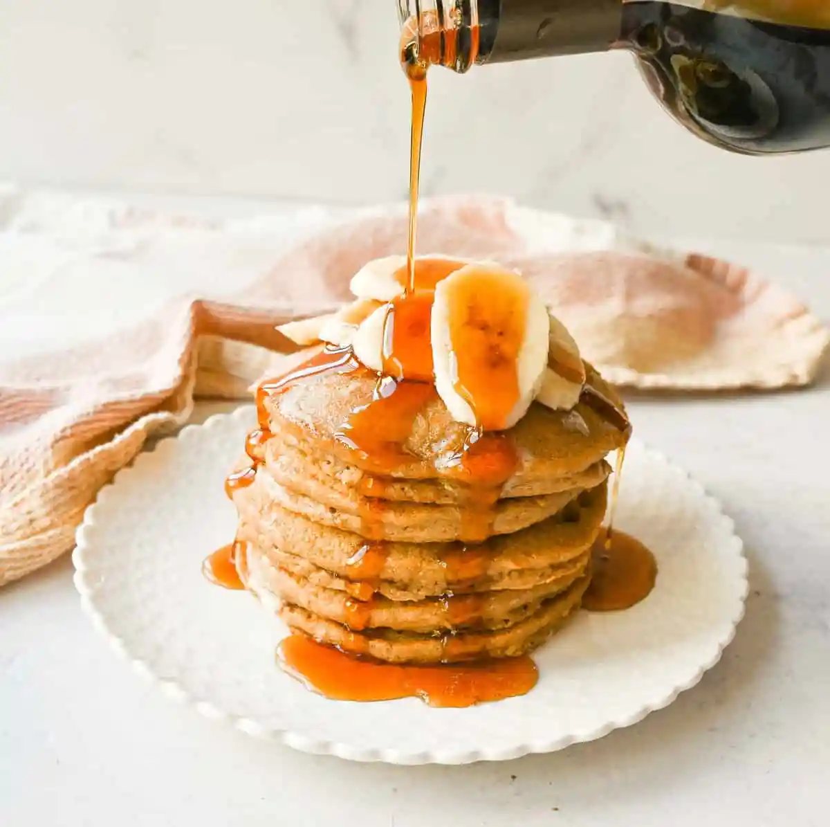 Healthy Banana Oatmeal Pancakes. Banana and Oatmeal Pancakes are delicious healthy pancakes that are gluten-free, dairy-free, and sugar-free. You won't miss any of it! These are the best healthy pancakes have zero butter or oil in them. These light and fluffy gluten-free pancakes will keep you full and satisfied without all of the fillers. These Banana Oat Pancakes are whipped up in a blender in no time at all. You won't believe how good they taste!