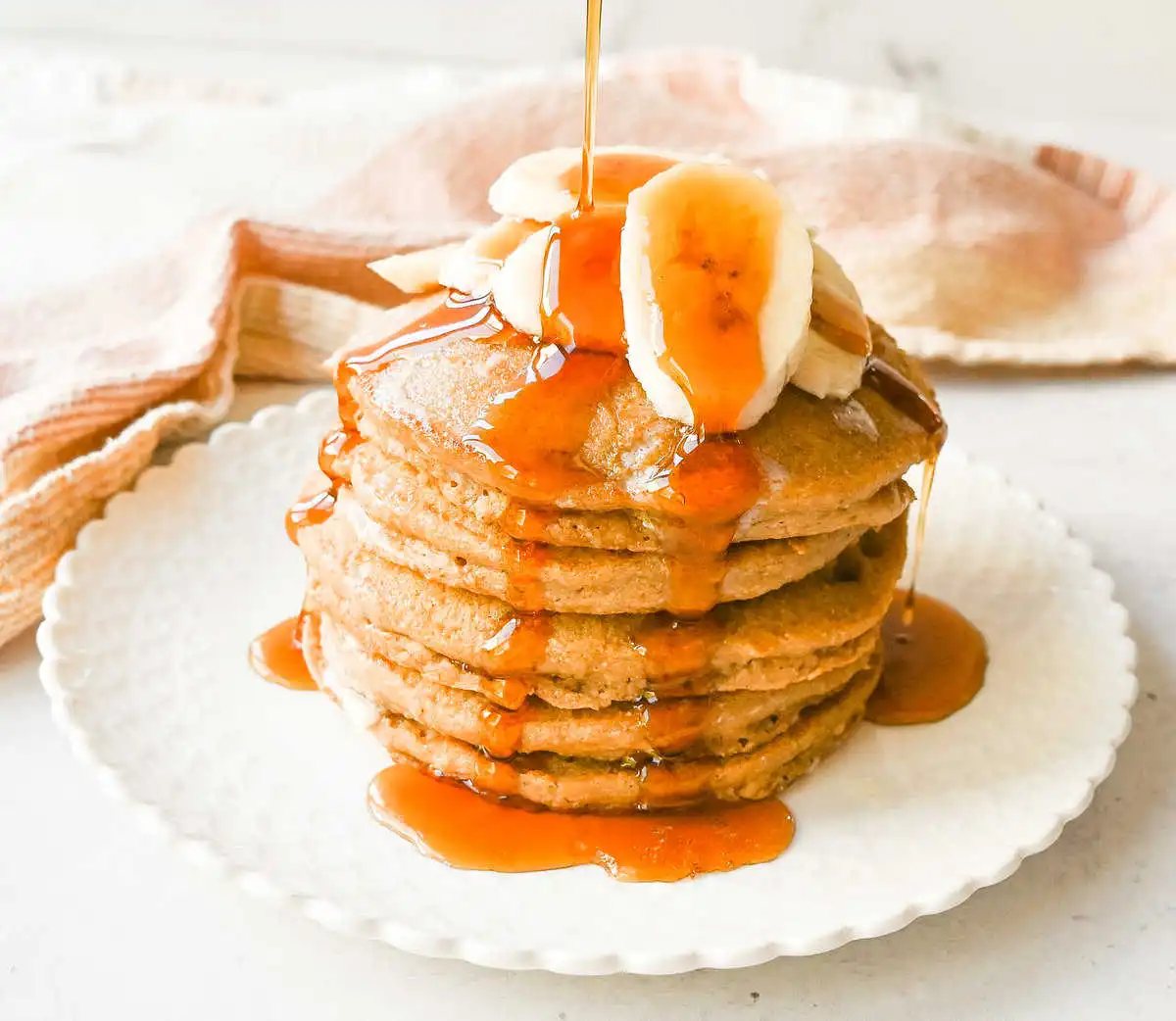 Healthy Banana Oatmeal Pancakes. Banana and Oatmeal Pancakes are delicious healthy pancakes that are gluten-free, dairy-free, and sugar-free. You won't miss any of it! These are the best healthy pancakes have zero butter or oil in them. These light and fluffy gluten-free pancakes will keep you full and satisfied without all of the fillers. These Banana Oat Pancakes are whipped up in a blender in no time at all. You won't believe how good they taste!