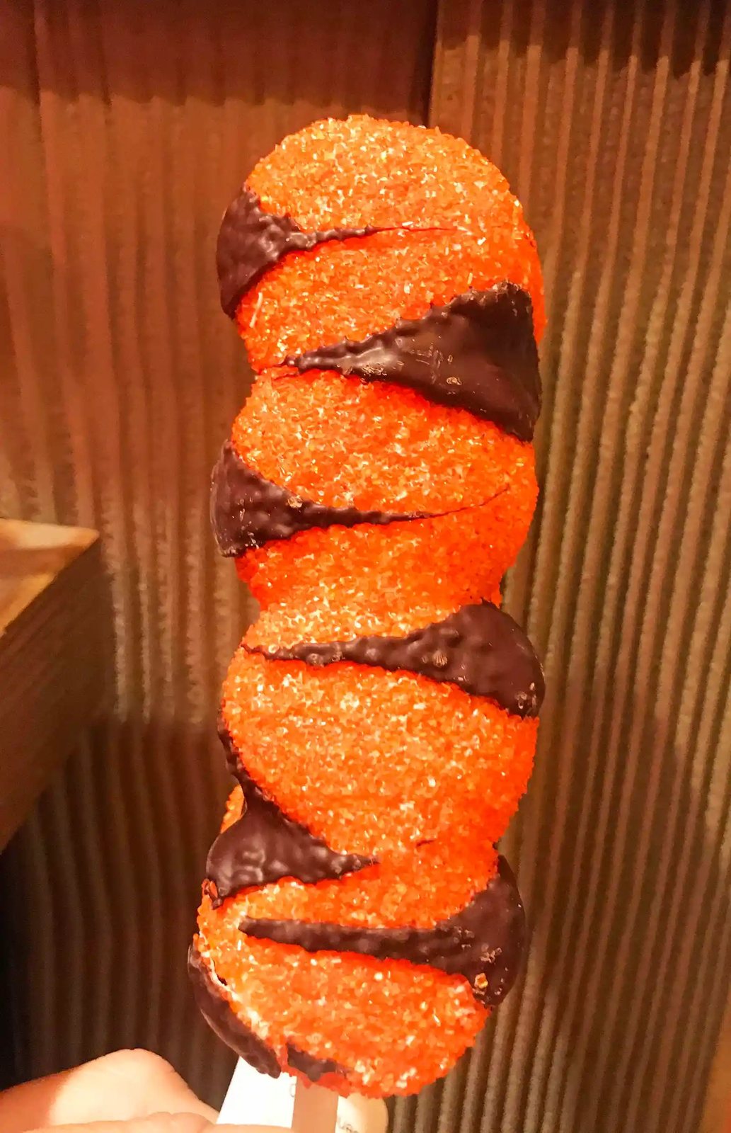 Tigger Tail Marshmallow Wand at Disneyland. The Best Eats and Treats at Disneyland. The best food to eat at Disneyland. A list of the most popular and favorite food at Disneyland parks. A list of what to eat at Disneyland. www.modernhoney.com