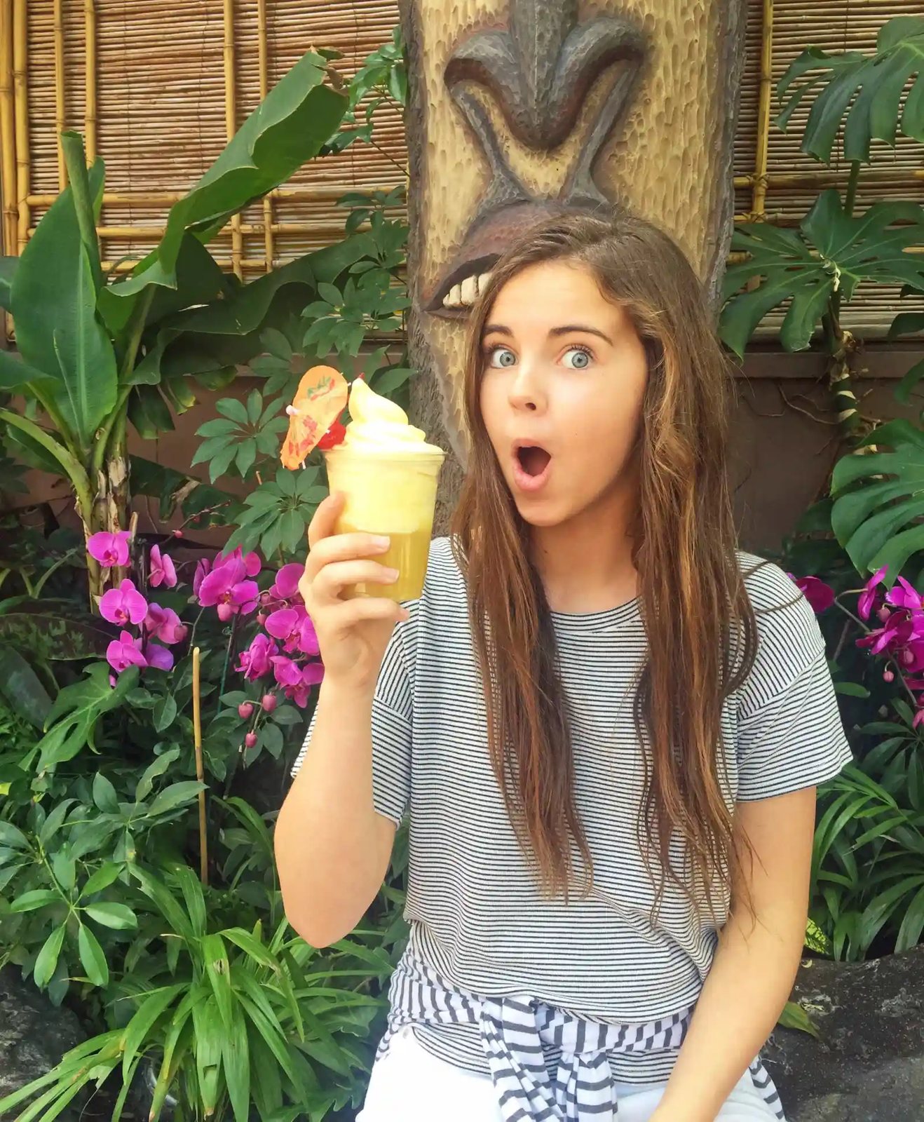 Dole Whip at Disneyland. The Best Eats and Treats at Disneyland. The best food to eat at Disneyland. A list of the most popular and favorite food at Disneyland parks. A list of what to eat at Disneyland. www.modernhoney.com