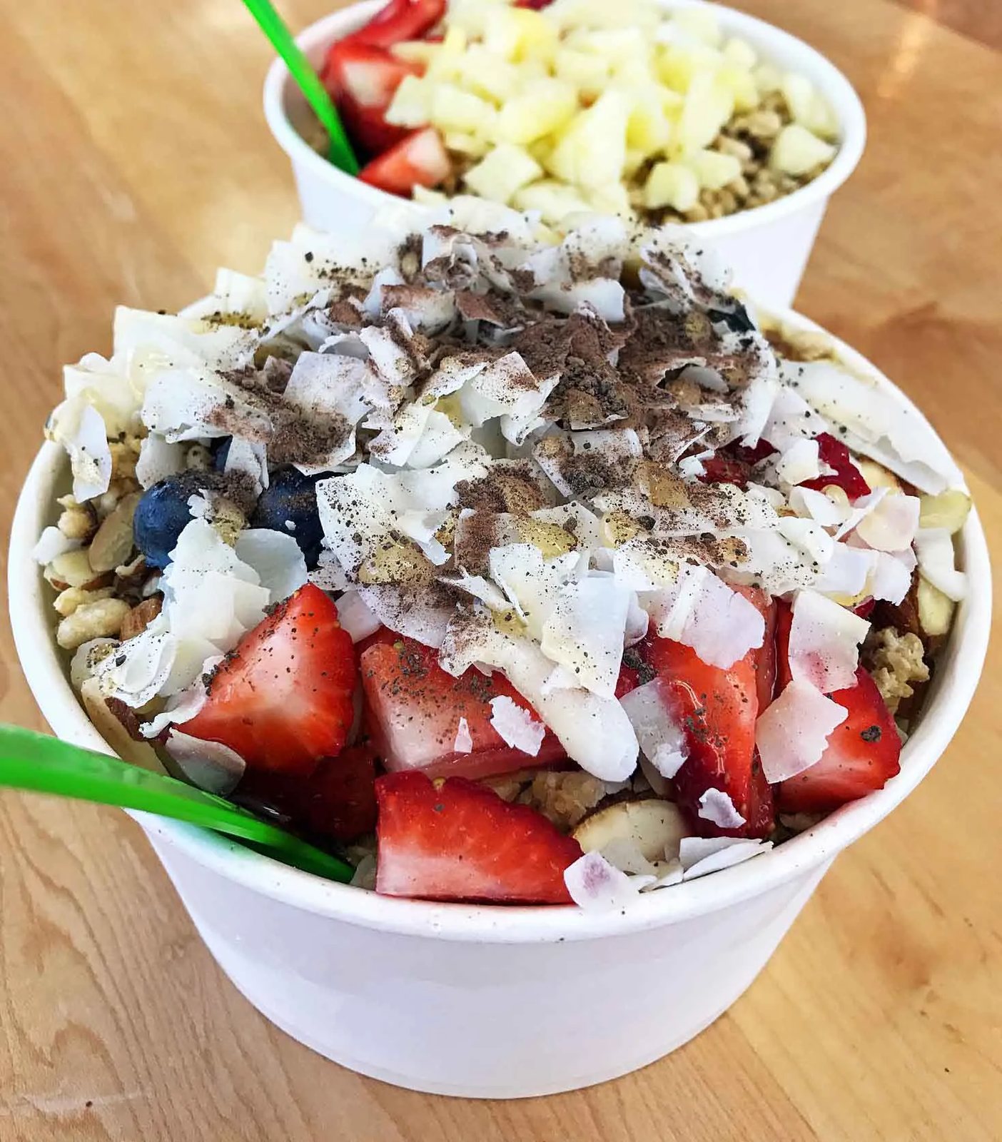 Genuine Fresche Chocolate Coconut Acai Bowl. Best Places to Eat in Arizona by Modern Honey. A list of all of the favorite and most popular restaurants to eat in Arizona. Tips on the best items to order. www.modernhoney.com