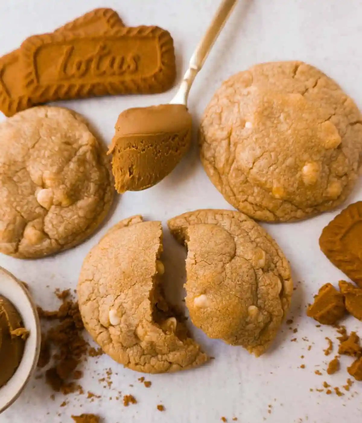 These Biscoff Cookies are filled with Biscoff cookie butter and white chocolate chips. You will love these soft, chewy cookies stuffed with caramelized cookie butter spread.