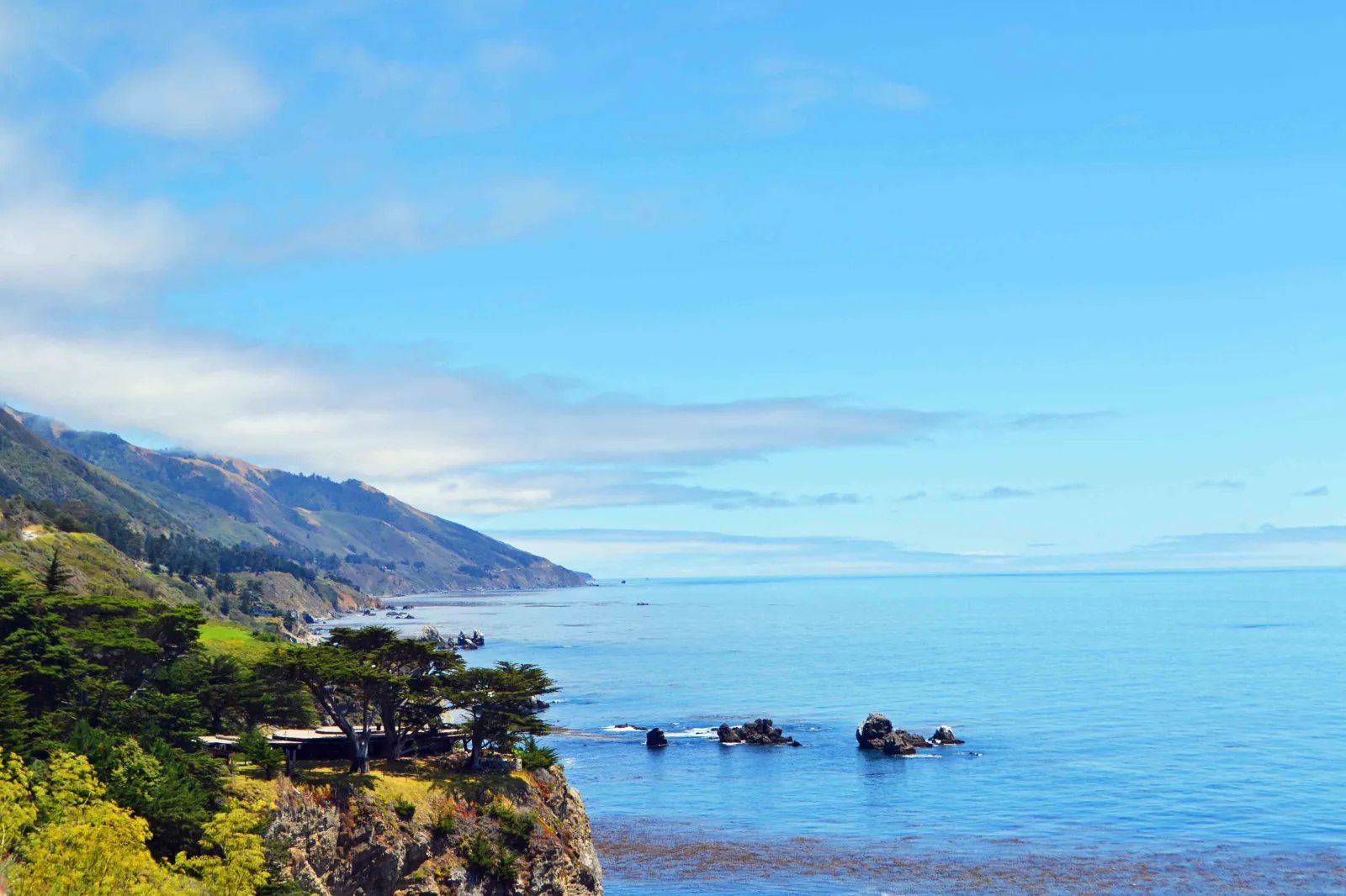 Big Sur California Pacific Coast Highway 1 Road Trip Guide by Modern Honey. www.modernhoney.com
