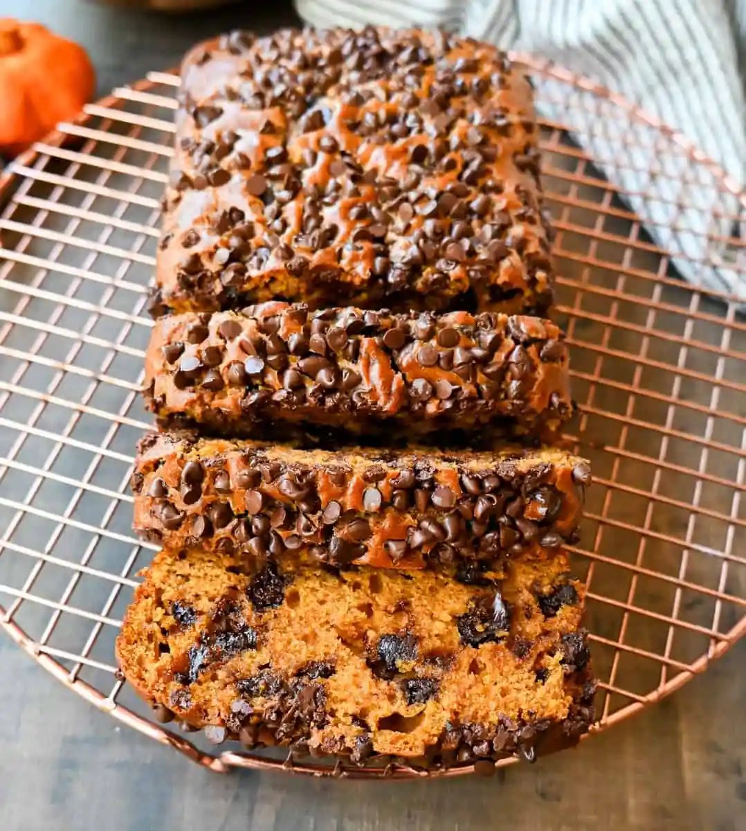 Pumpkin Chocolate Chip Bread