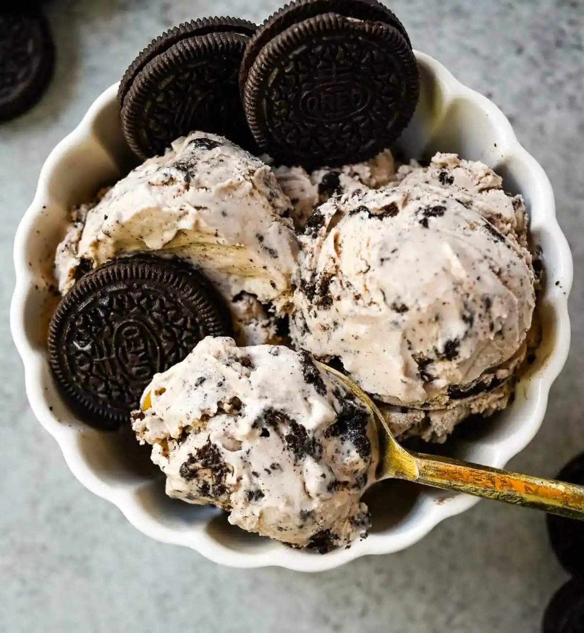Cookies and Cream Ice Cream (Oreo Ice Cream)