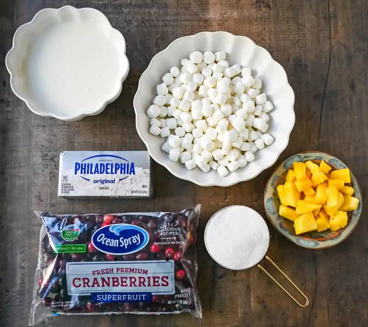 Cranberry Fluff Salad Ingredients. What ingredients are in Cranberry Fluff.