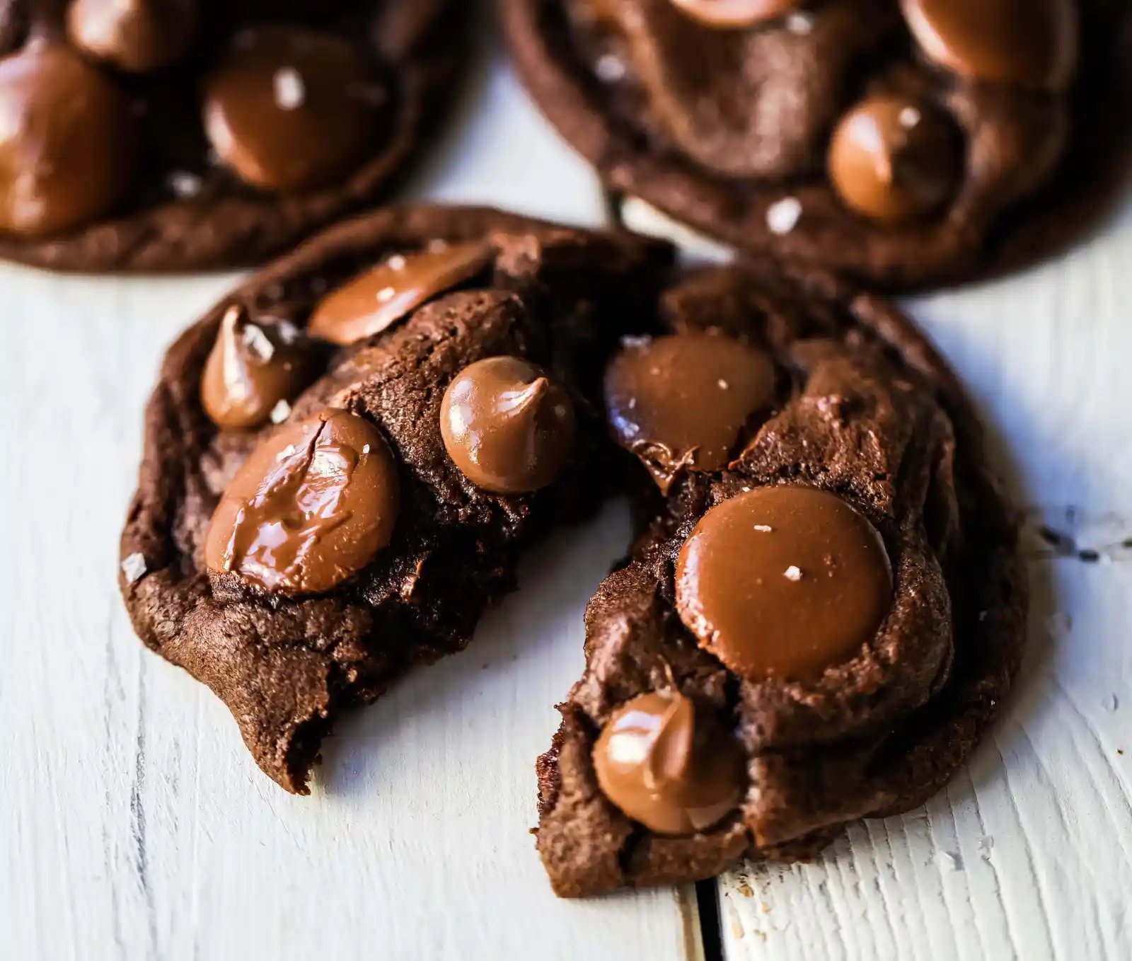 Double Chocolate Cookies Rich, velvety, melt-in-your-mouth chocolate cookies with melted chocolate chunks. The perfect double chocolate chip cookie recipe! How to make the best double chocolate chip cookies! www.modernhoney.com #chocolatecookies #doublechocolatecookies #chocolate #chocolaterecipes