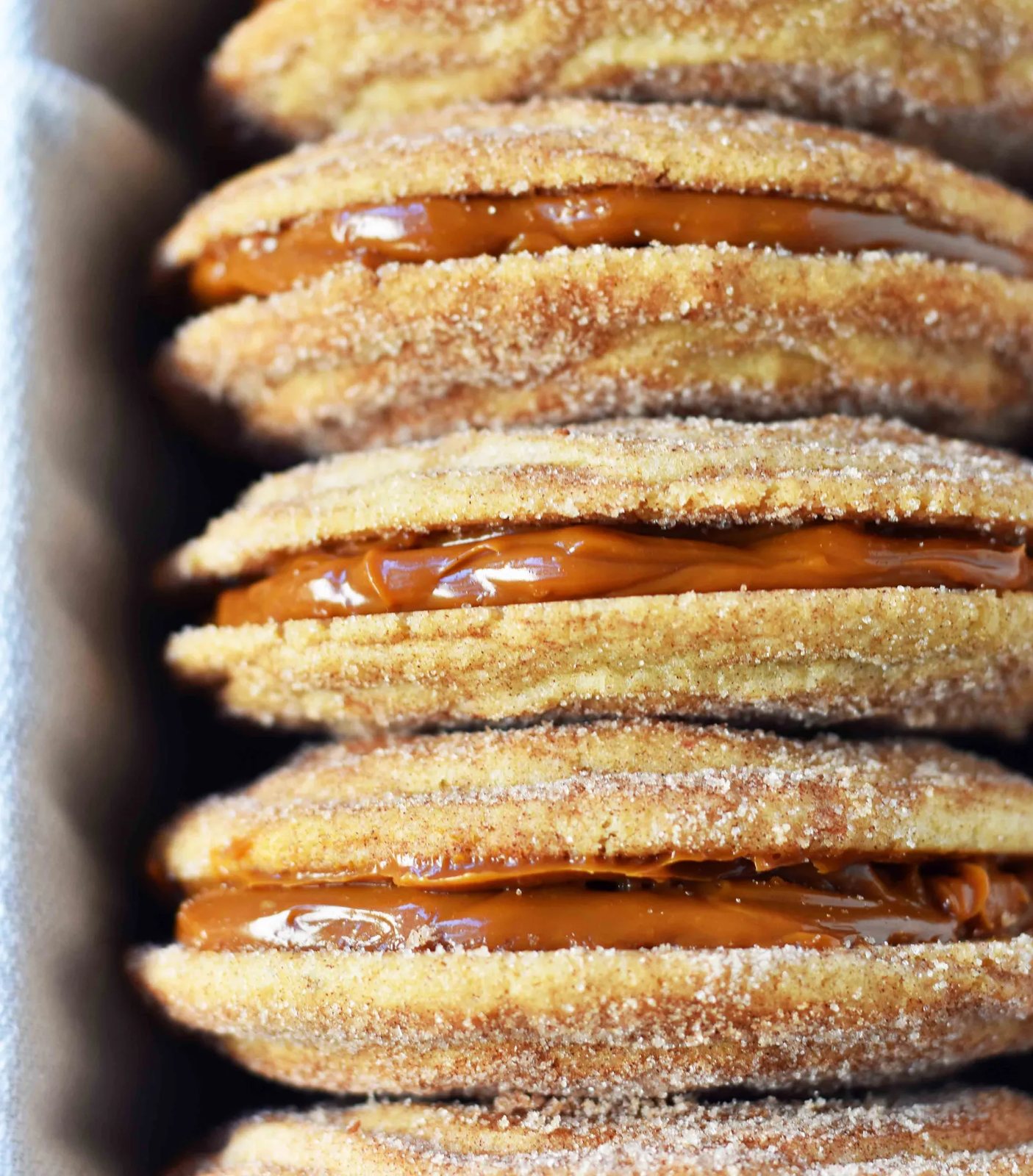 Dulce de Leche Cinnamon Sandwich Cookies