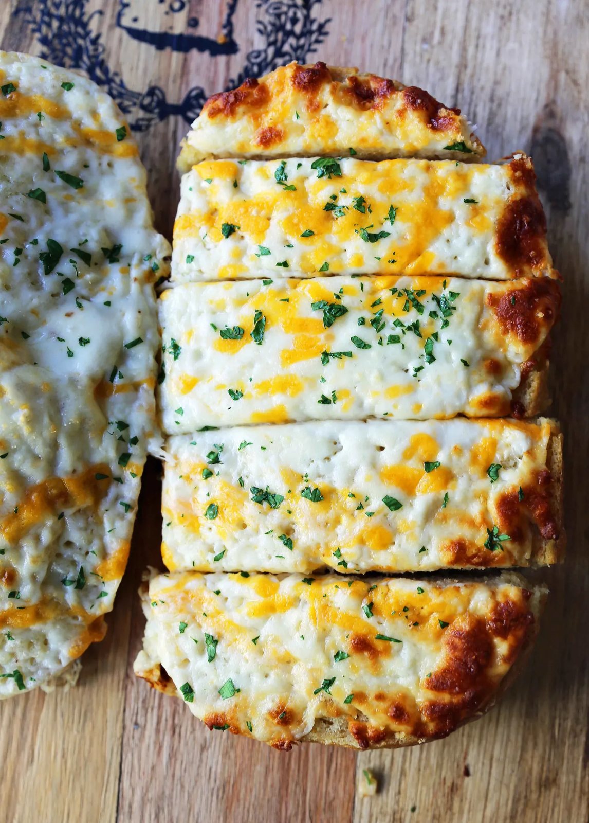 Easy Garlic Cheese Bread