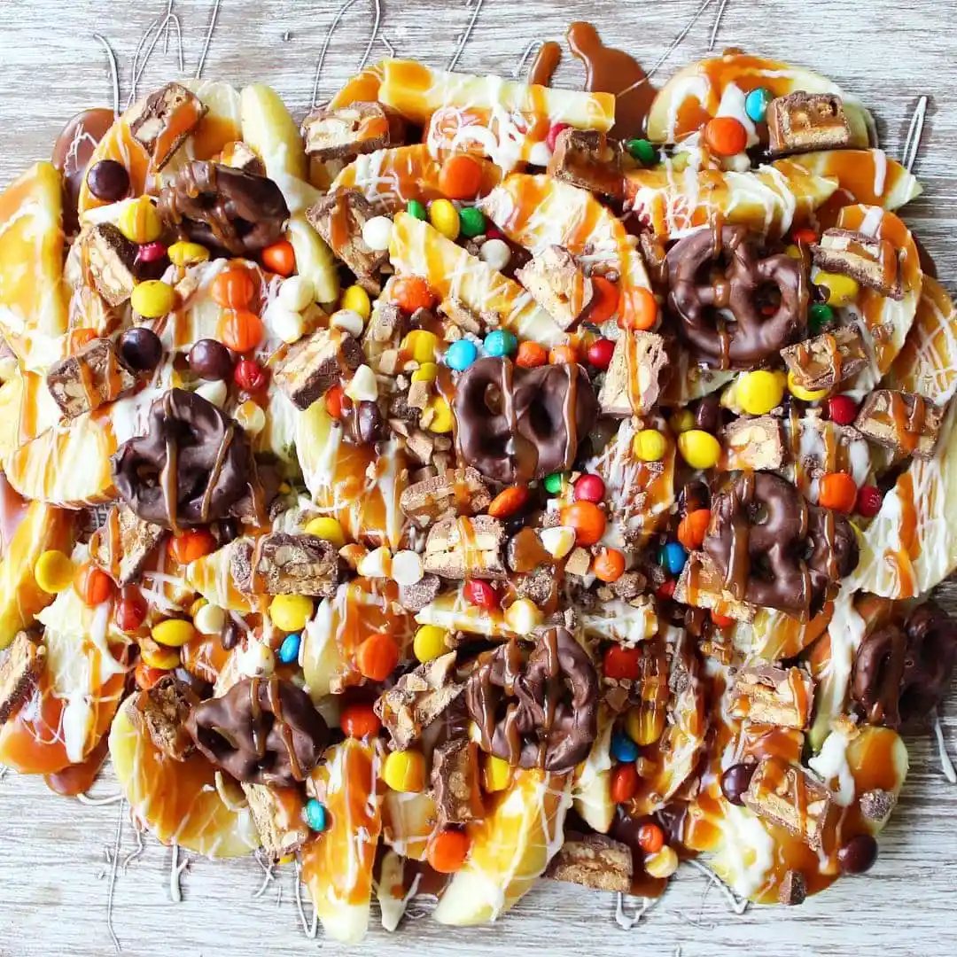 Candy Madness Caramel Apple Nachos are the perfect Halloween treat.