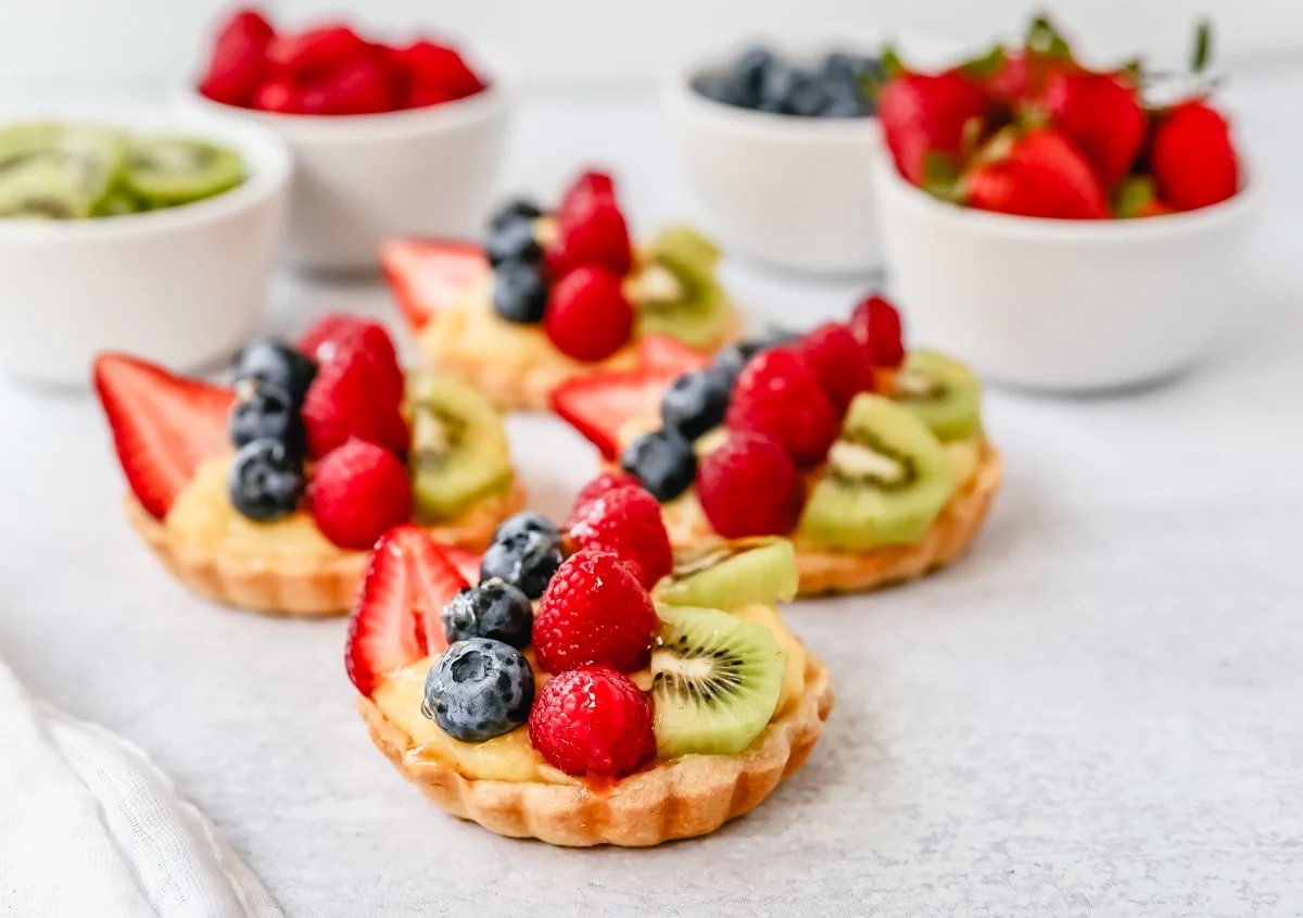 Fresh Fruit Tart with Vanilla Pastry Cream