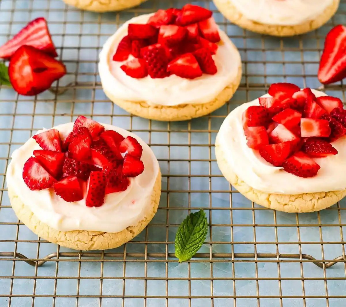 Frosted Strawberries and Cream Cookies