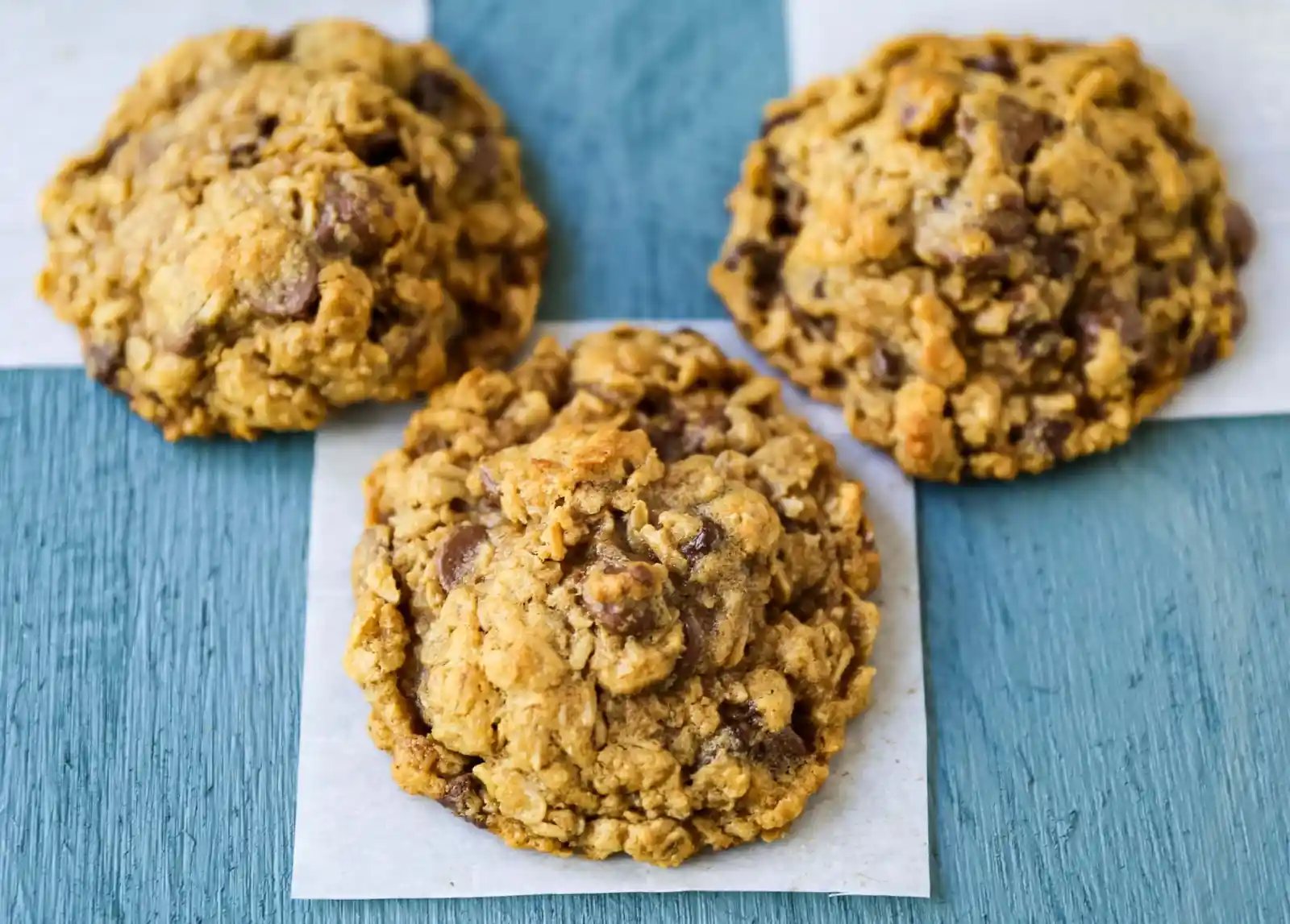 Gluten Free Chocolate Chip Peanut Butter Oatmeal Cookies