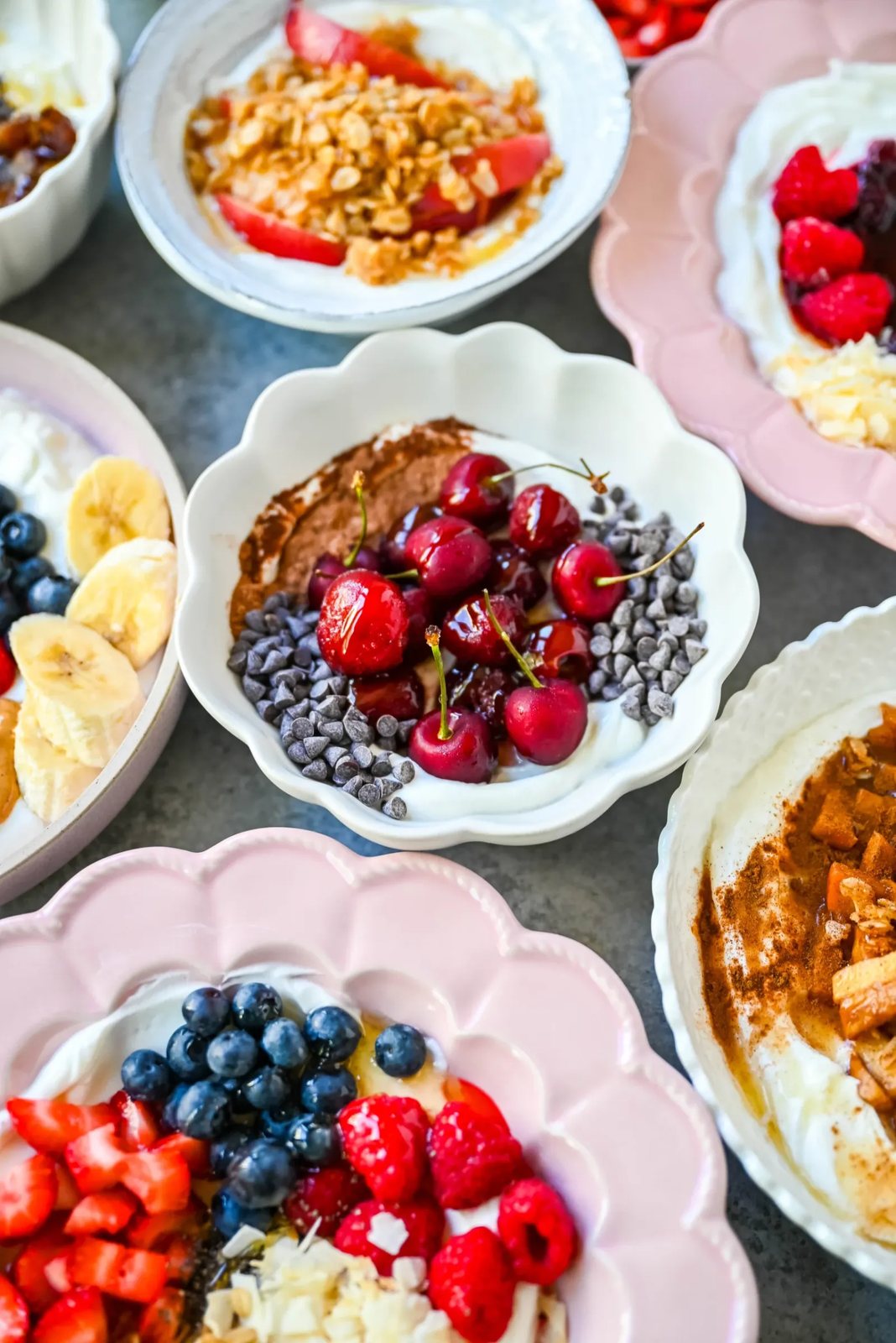 Greek yogurt bowls and topping ideas. 20+ yogurt topping combinations.