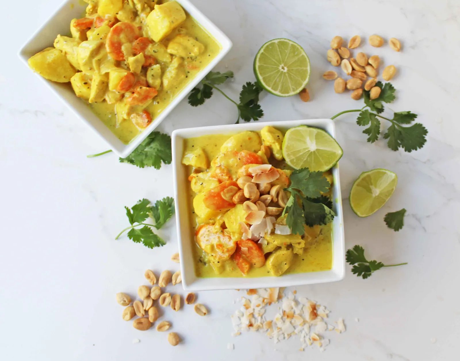 Green Monster Chicken Curry Bowls by Modern Honey. Gluten-free dinner made in 30 minutes. Popular Green Curry Chicken and Vegetables dish.