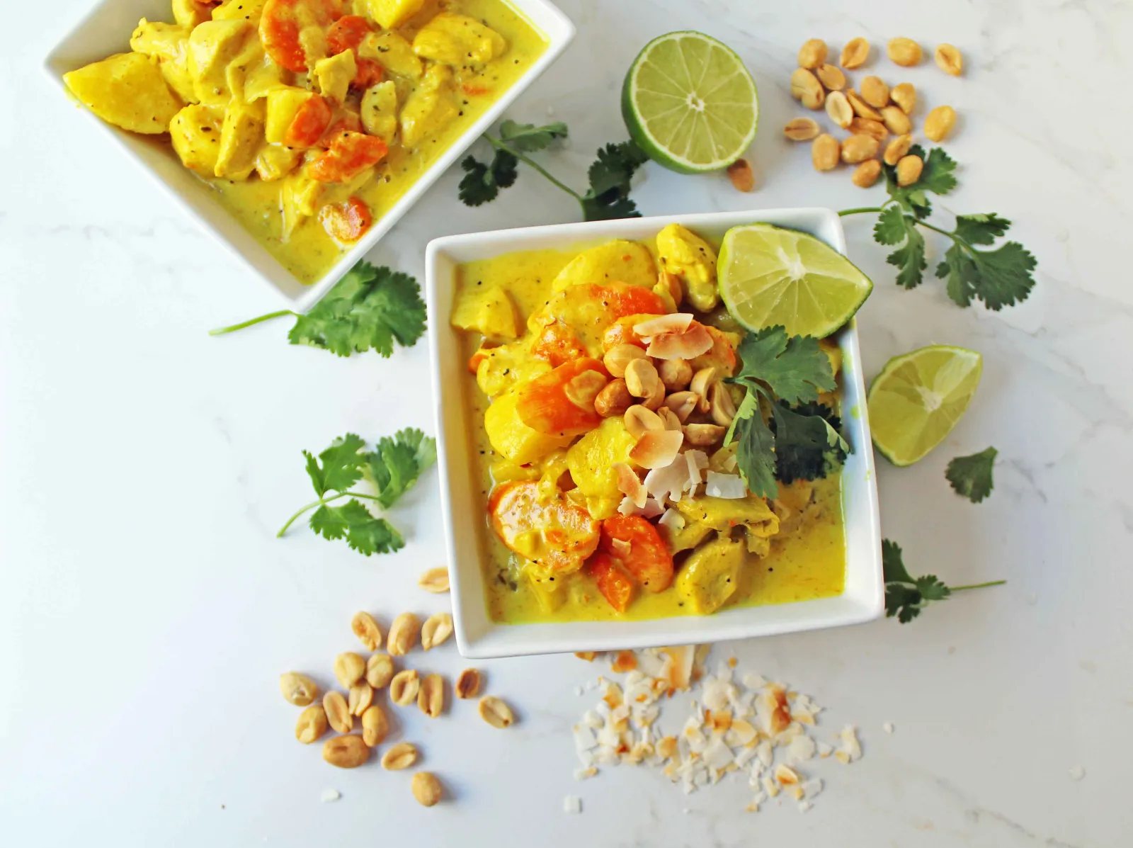 Green Monster Chicken Curry Bowls by Modern Honey. Gluten-free dinner made in 30 minutes. Popular Green Curry Chicken and Vegetables dish.
