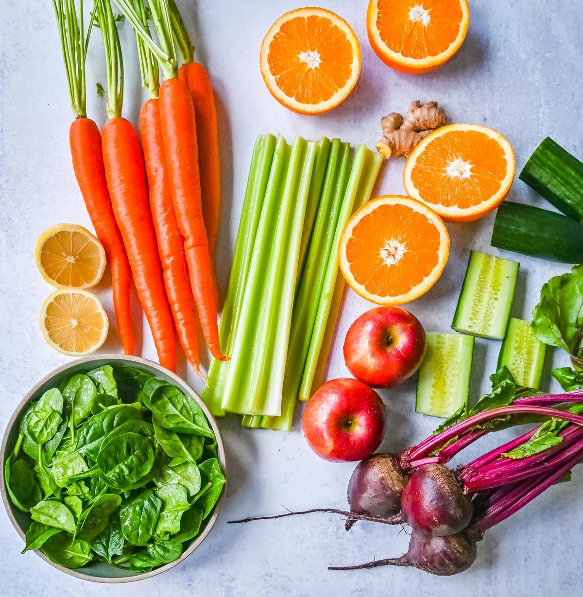 Juice Cleanse Ingredients. Fruits and Vegetables for juicing. Four healthy juicing recipes to give your body natural energy and helps to detoxify the body! These are the best fresh juice recipes using fresh fruits and vegetables. Get started with juicing with the best juice recipes.