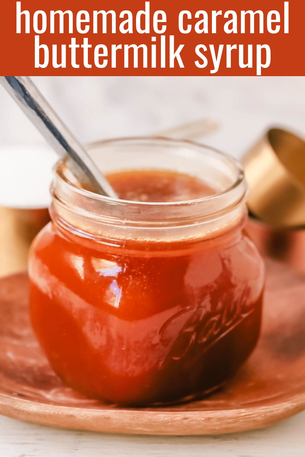 Homemade Buttermilk Syrup A homemade caramel syrup made with butter, sugar, Karo syrup, vanilla, and buttermilk. It is perfect to drizzle on pancakes, waffles, crepes, or aebleskivers! www.modernhoney.com #syrup #buttermilksyrup