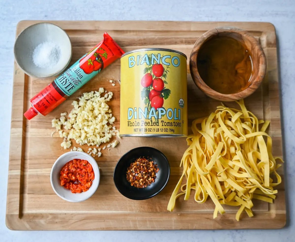 Mi Amor Spicy Pasta Ingredients