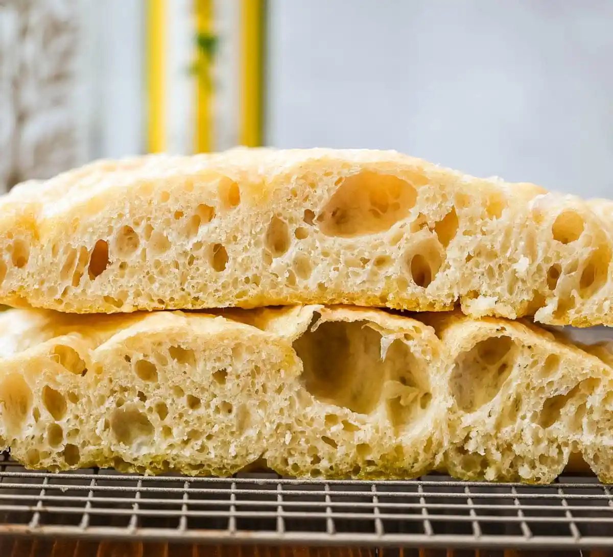This no-knead focaccia bread is soft, fluffy on the inside, and perfectly golden and crisp on the outside with minimal effort. Made with simple pantry staples, this easy focaccia recipe uses a stretch-and-fold method instead of kneading, making it perfect for beginners. If you’re looking for an easy homemade focaccia bread recipe, this one delivers bakery-quality results every time.