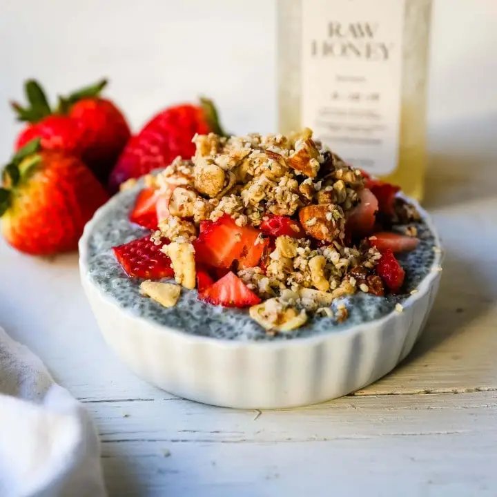 Nutty Coconut Granola Almonds, cashews, walnuts, pecans, coconut, hemp seeds, unsweetened coconut flakes, coconut oil, and honey make this an all-natural snack. www.modernhoney.com #granola #nuttygranola #snack #healthy