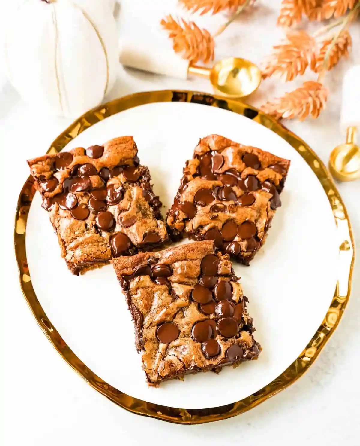 Pumpkin Chocolate Chip Bars