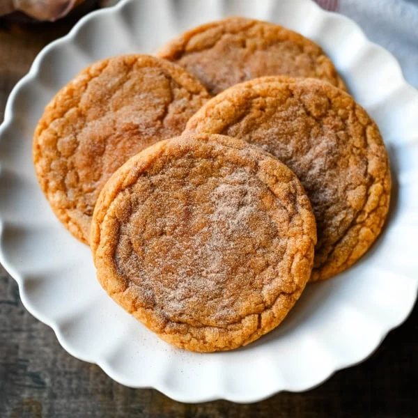 This Brown Butter Pumpkin Cookie Recipe combines warm spices, pumpkin, and rich brown butter flavor to create the perfect Fall cookie. This is the best soft and chewy pumpkin cookie!