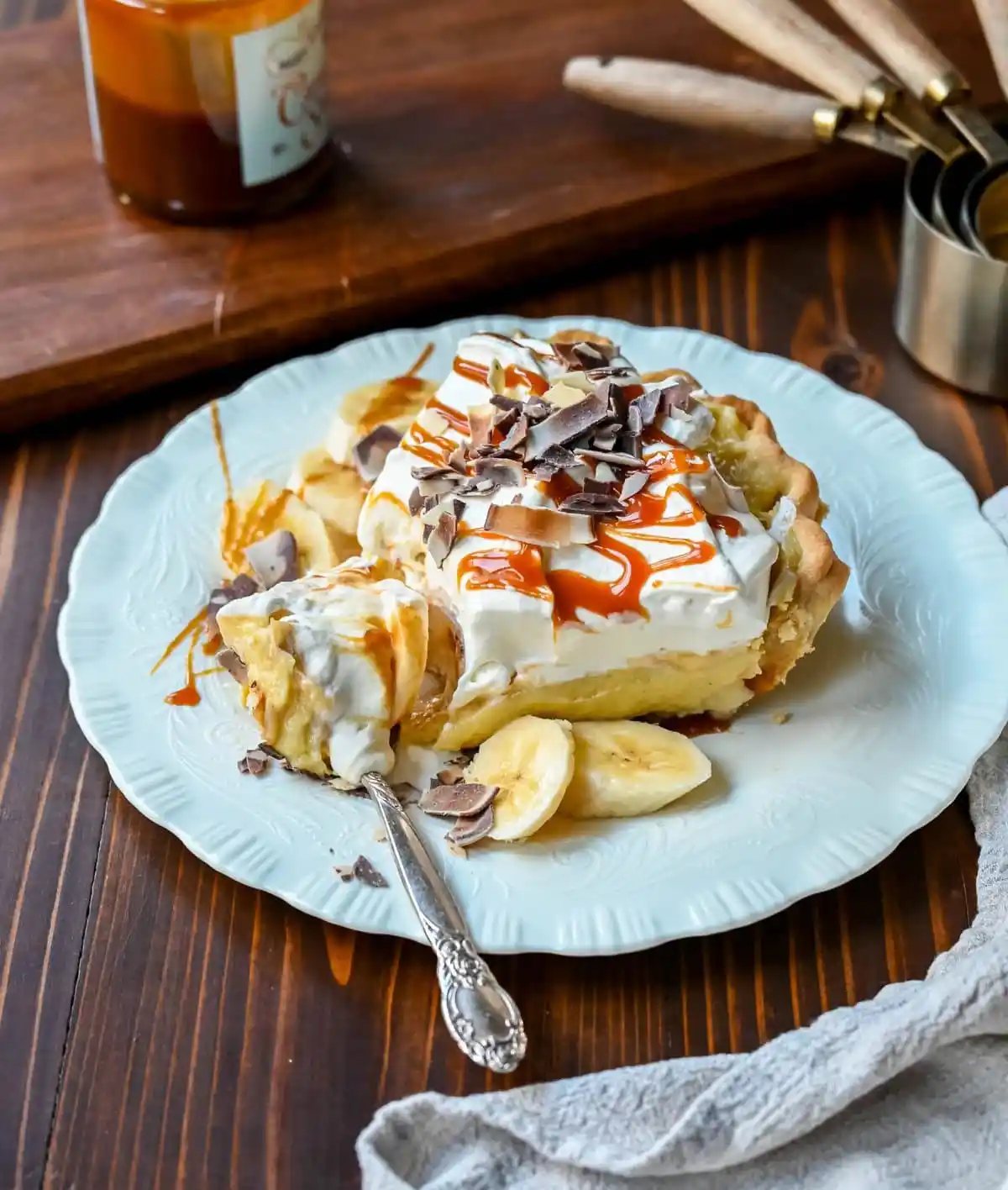 Salted Caramel Banana Cream Pie