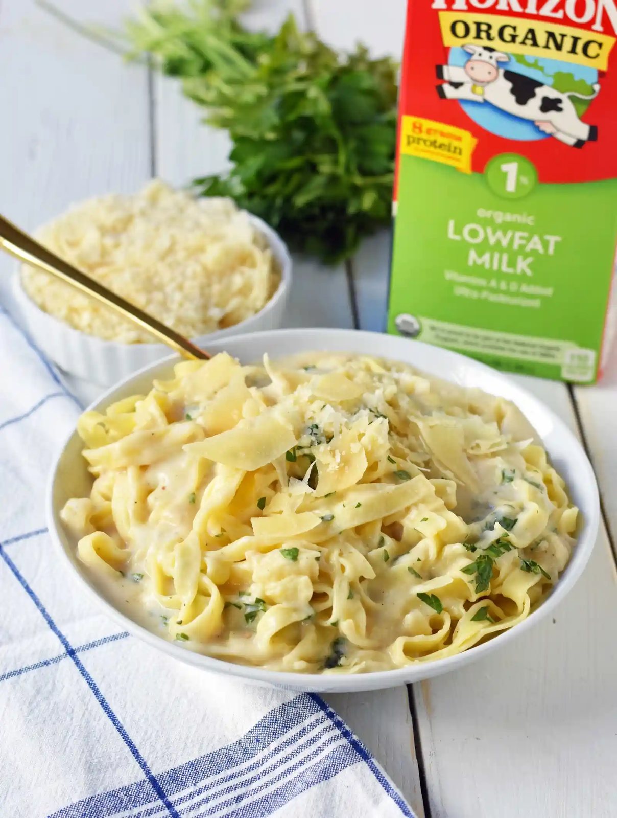 Skinny Fettuccine Alfredo