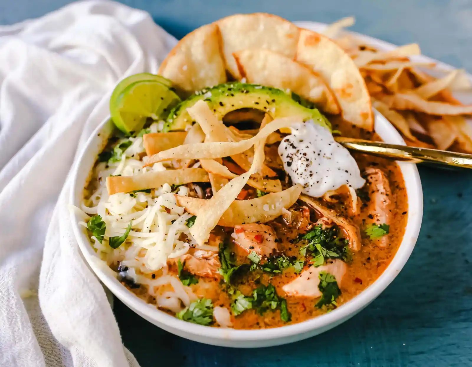 Slow Cooker Creamy Chicken Tortilla Soup
