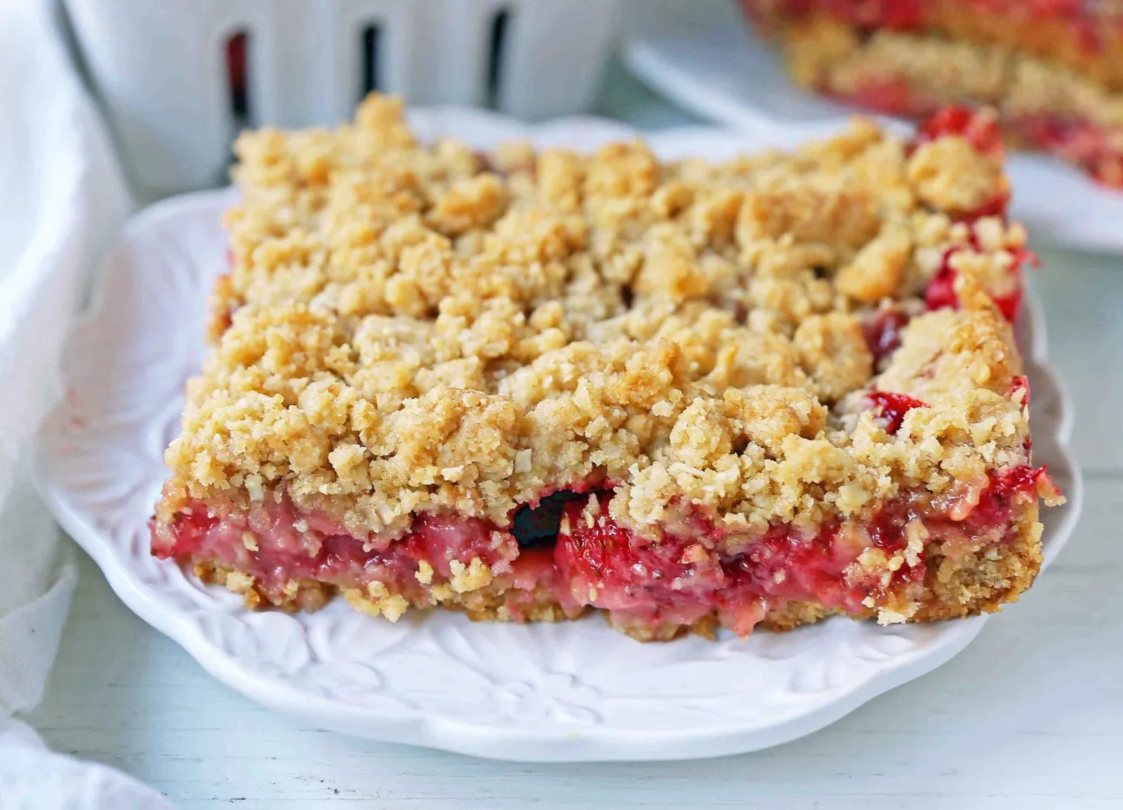 Strawberry Oat Crumble Bars