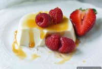 Tangy Greek Yogurt Panna Cotta
