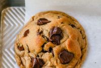 Bakery-Style Autumn Spiced Chocolate Chip Cookies