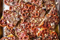 Holiday Toffee Pretzel Crunch