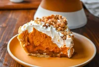 Golden Harvest Hillys Pumpkin Caramel Pie