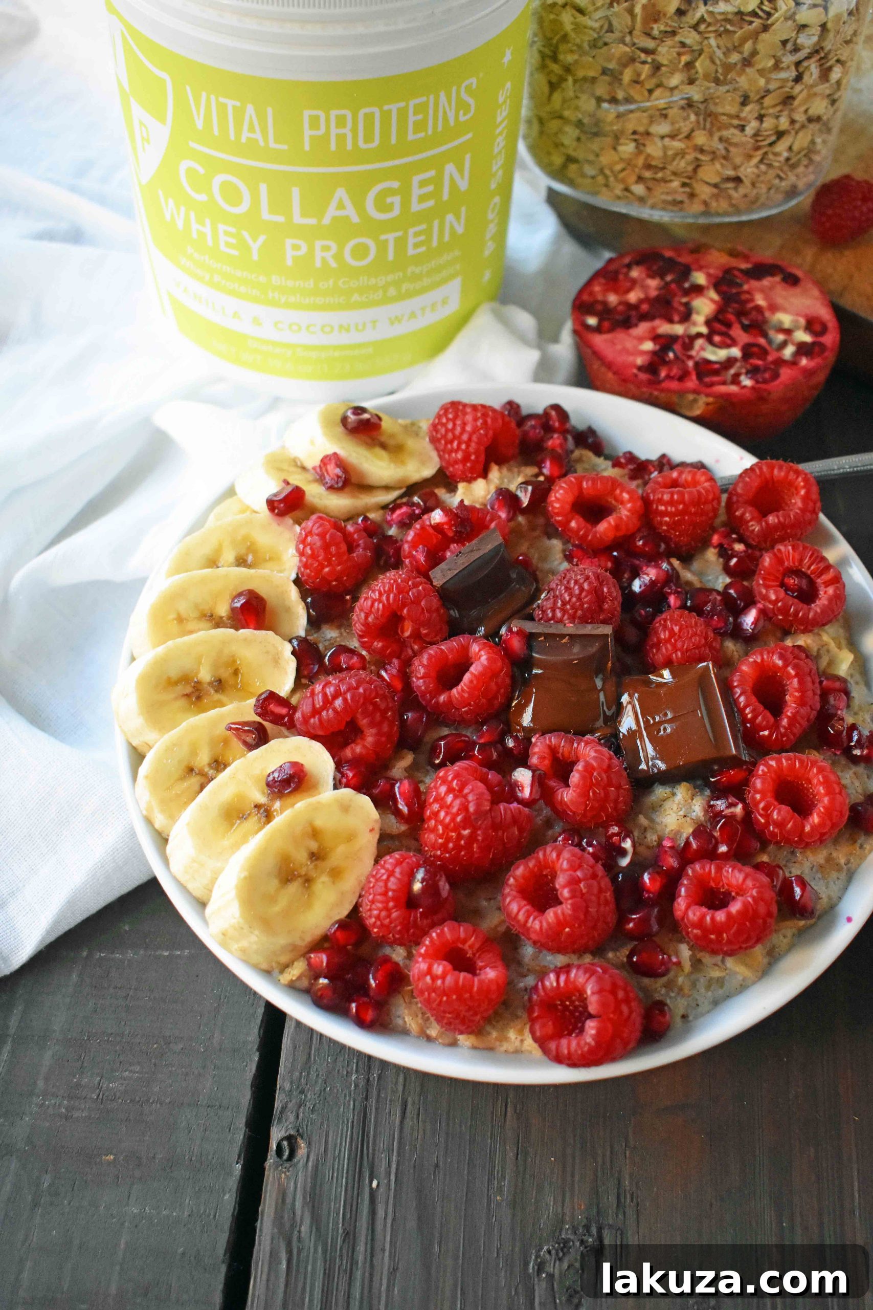 High-Protein Oatmeal. How to make a protein-packed oatmeal by adding whey protein powder to oatmeal. Top oatmeal with fresh fruits to make a balanced breakfast. The best protein oatmeal recipe made with Vital Proteins Collagen Whey Protein. www.modernhoney.com