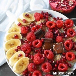 High-Protein Oatmeal. How to make a protein-packed oatmeal by adding whey protein powder to oatmeal. Top oatmeal with fresh fruits to make a balanced breakfast. The best protein oatmeal recipe. www.modernhoney.com
