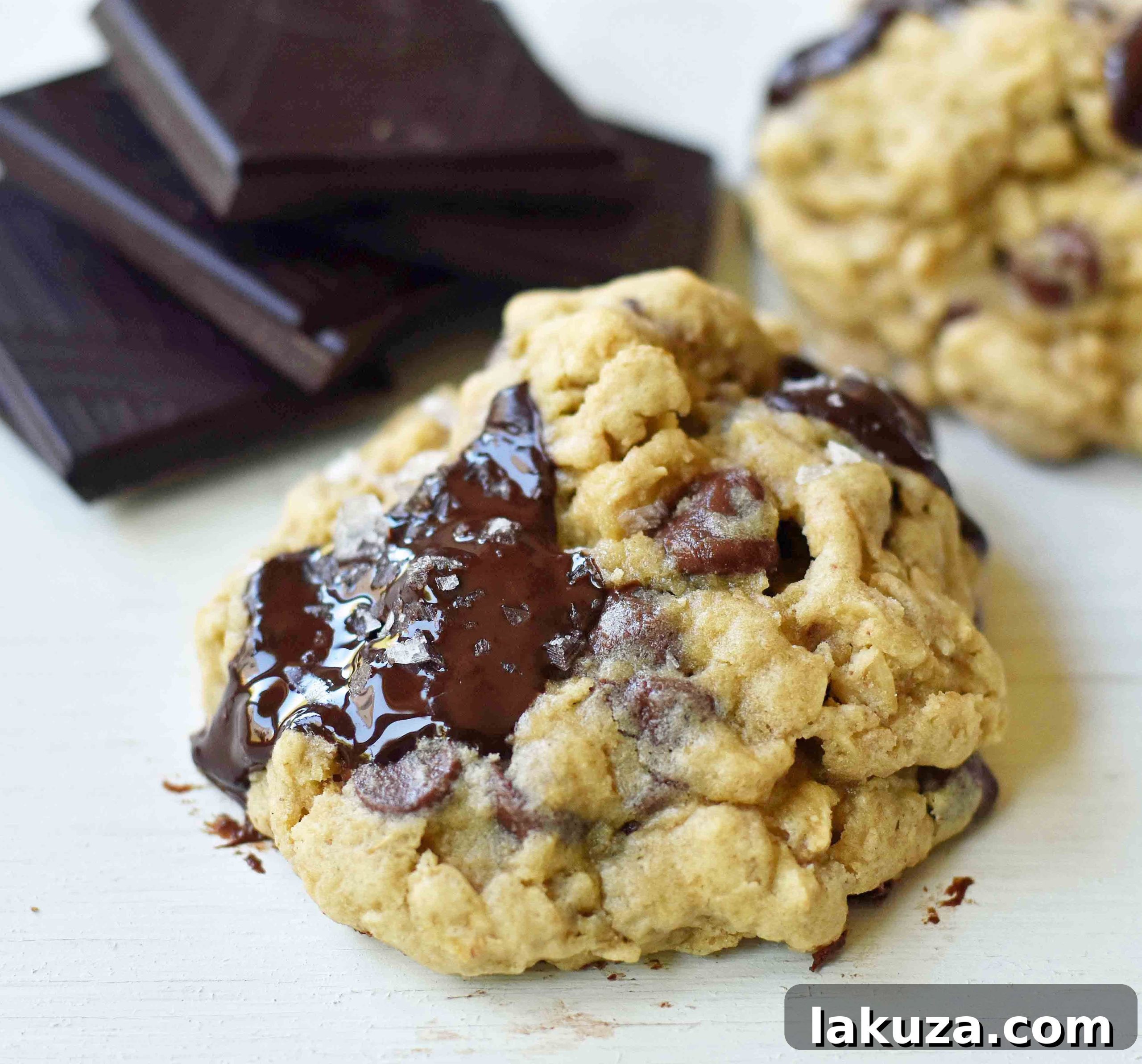 Gluten-Free Chocolate Chip Oatmeal Cookies. How to make the best gluten-free cookies. Perfect Gluten-Free Chocolate Chip Cookies. Homemade gluten free oatmeal chocolate chip cookies.
