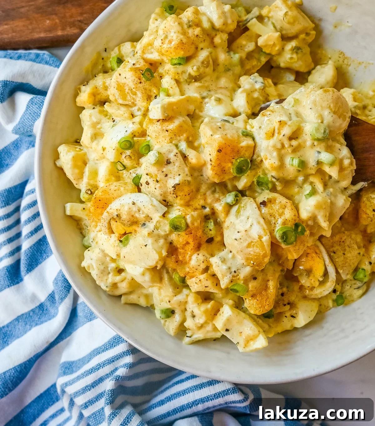 The Ultimate Potato Salad 6 Best Potato Salad Recipe. This Mama's Potato Salad is a classic potato salad recipe made with potatoes, hard boiled eggs, sweet pickles, mayonnaise, mustard, spices, and a touch of green onion. This is the best potato recipe you will ever eat!