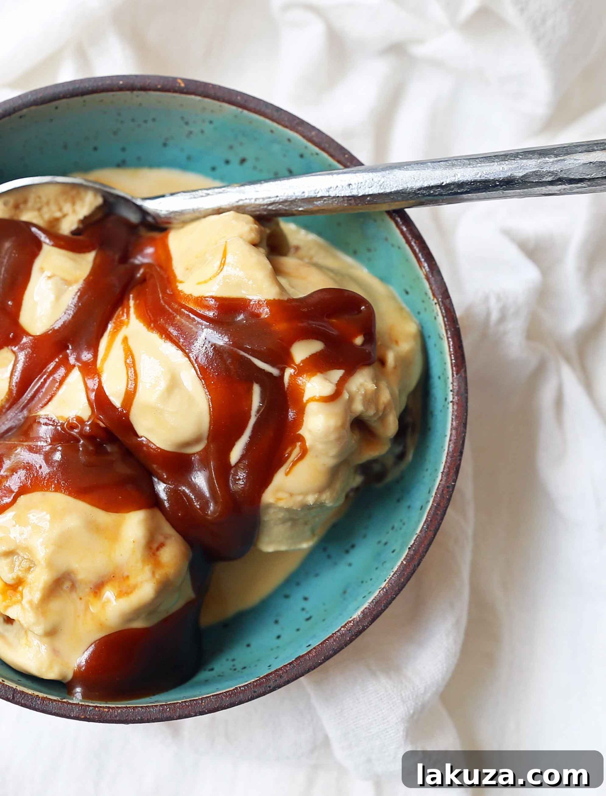 SIGMA Ice Cream - Caramel Crush 5 Discover how simple it is to make the best homemade sea salt caramel ice cream. This recipe provides easy-to-follow steps for a rich, creamy, and perfectly balanced salted caramel ice cream that will impress everyone. Modernhoney.com #icecream #homemadeicecream #saltedcaramel #seasaltcaramel