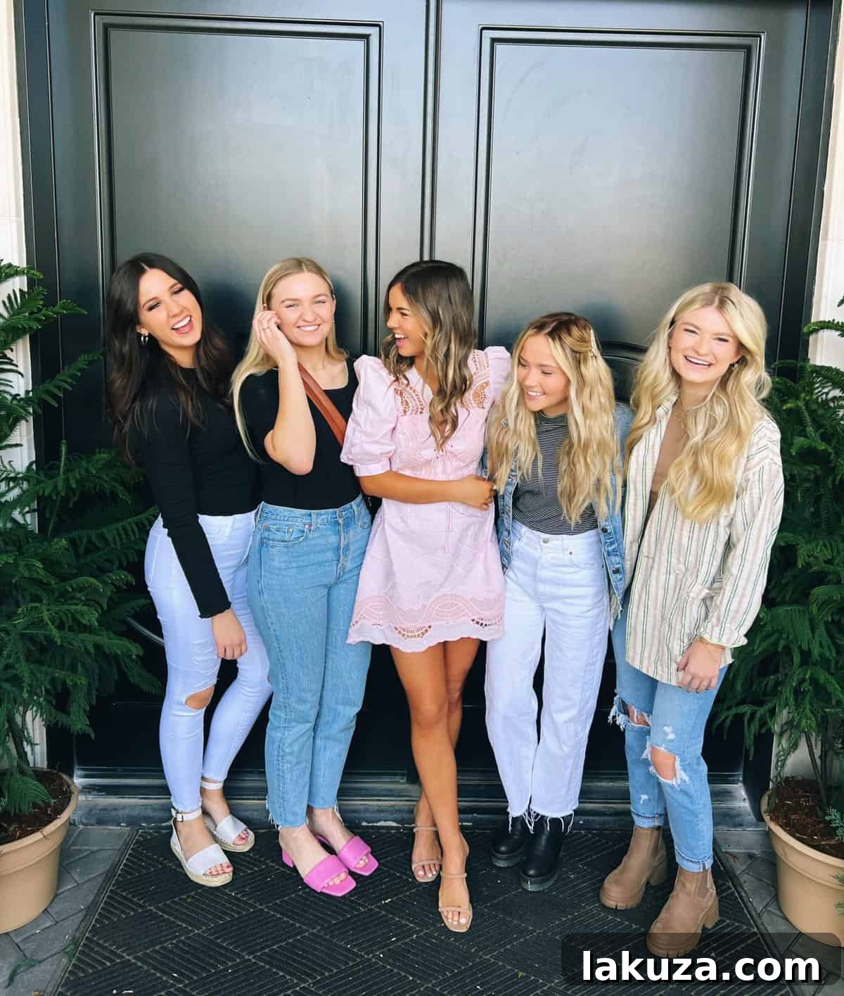 Sierra with her closest friends at her bridal shower