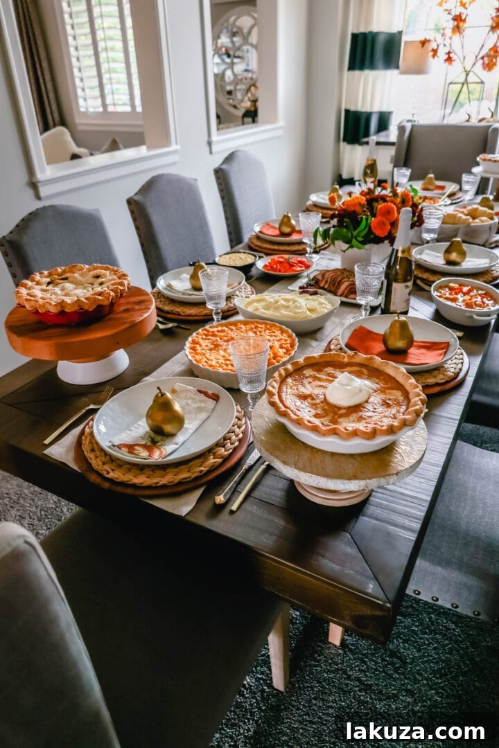 Friendsgiving Dinner Party Planning: Comprehensive guide for hosting, including menu, decor, and timeline management for a festive celebration.