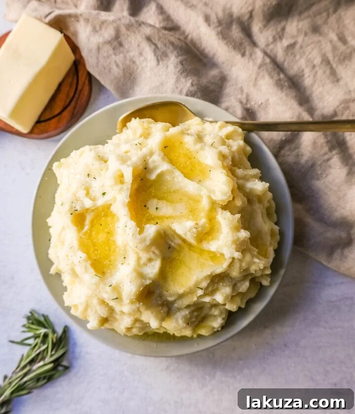Roasted Garlic Cloud Potatoes 2 Creamy, Buttery Garlic Mashed Potatoes made with potatoes creamed with butter, garlic, mascarpone cheese, cream, and salt. The creamiest garlic mashed potatoes recipe!