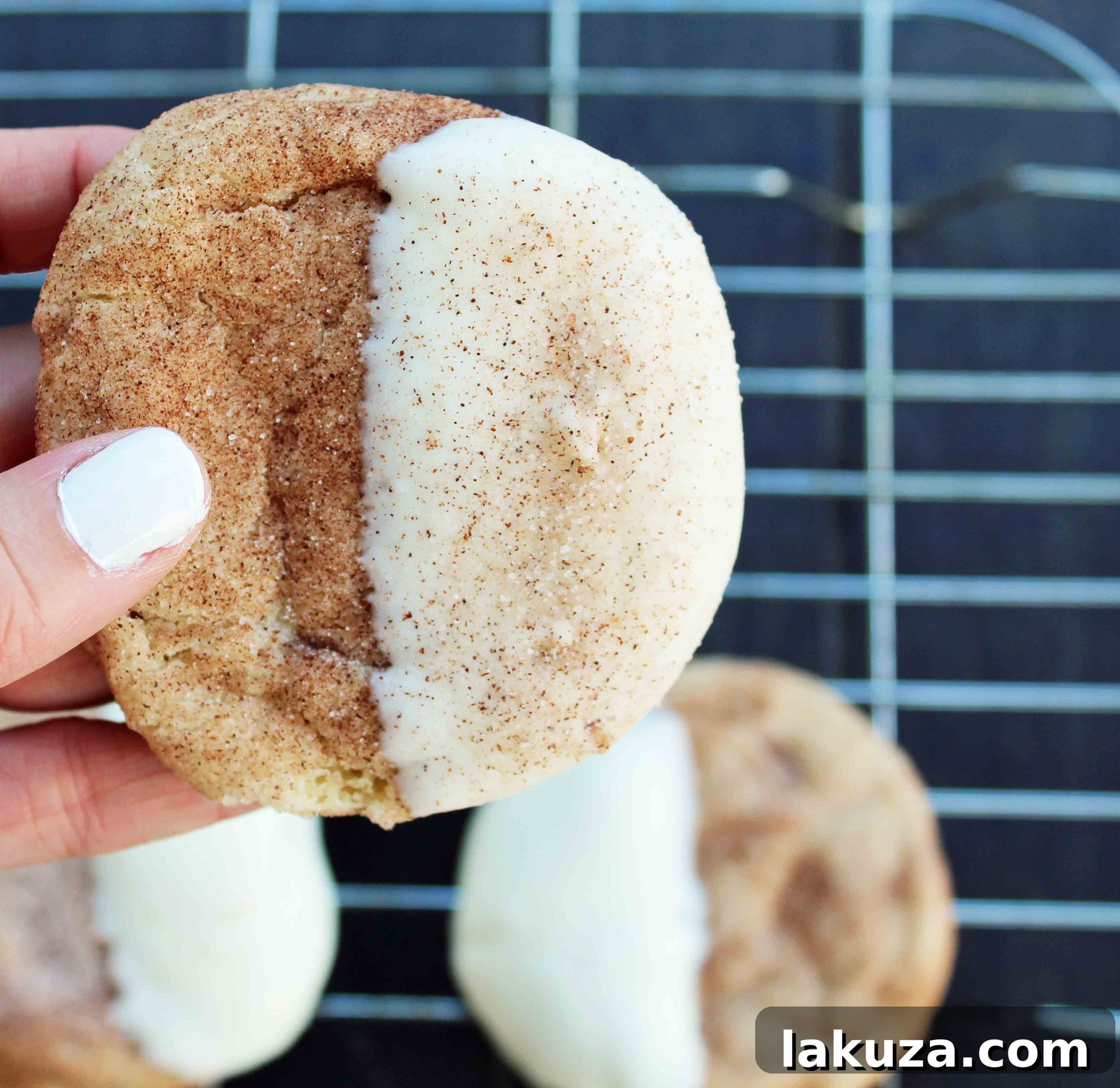 Perfectly Baked Snickerdoodles with a Golden Cinnamon-Sugar Coating