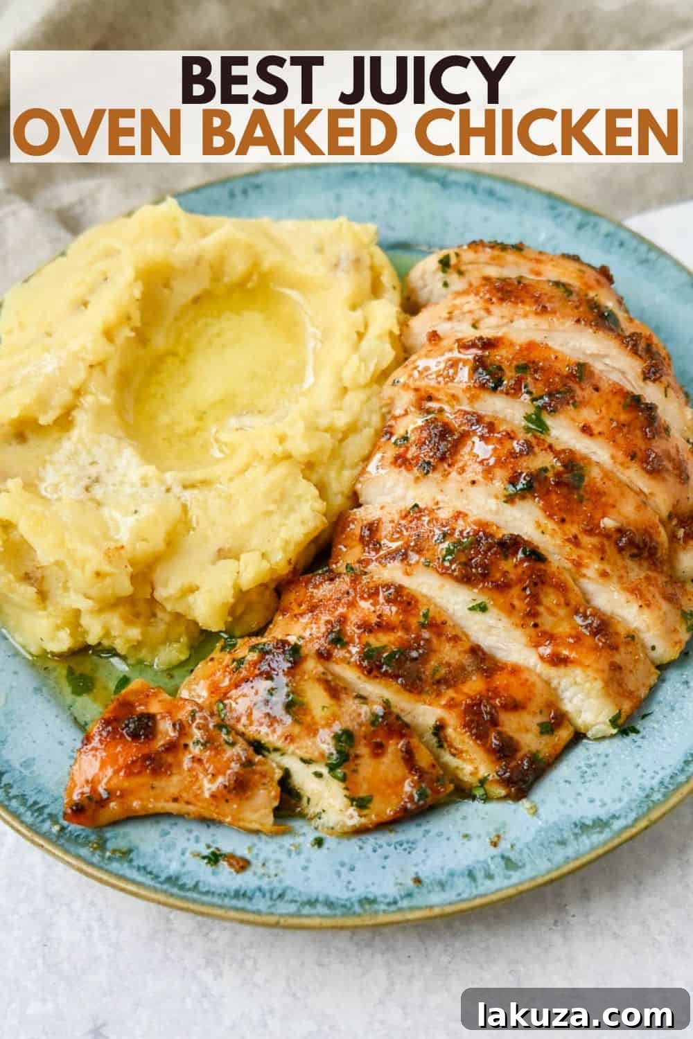A final presentation of juicy baked chicken, perfectly golden and ready to serve.