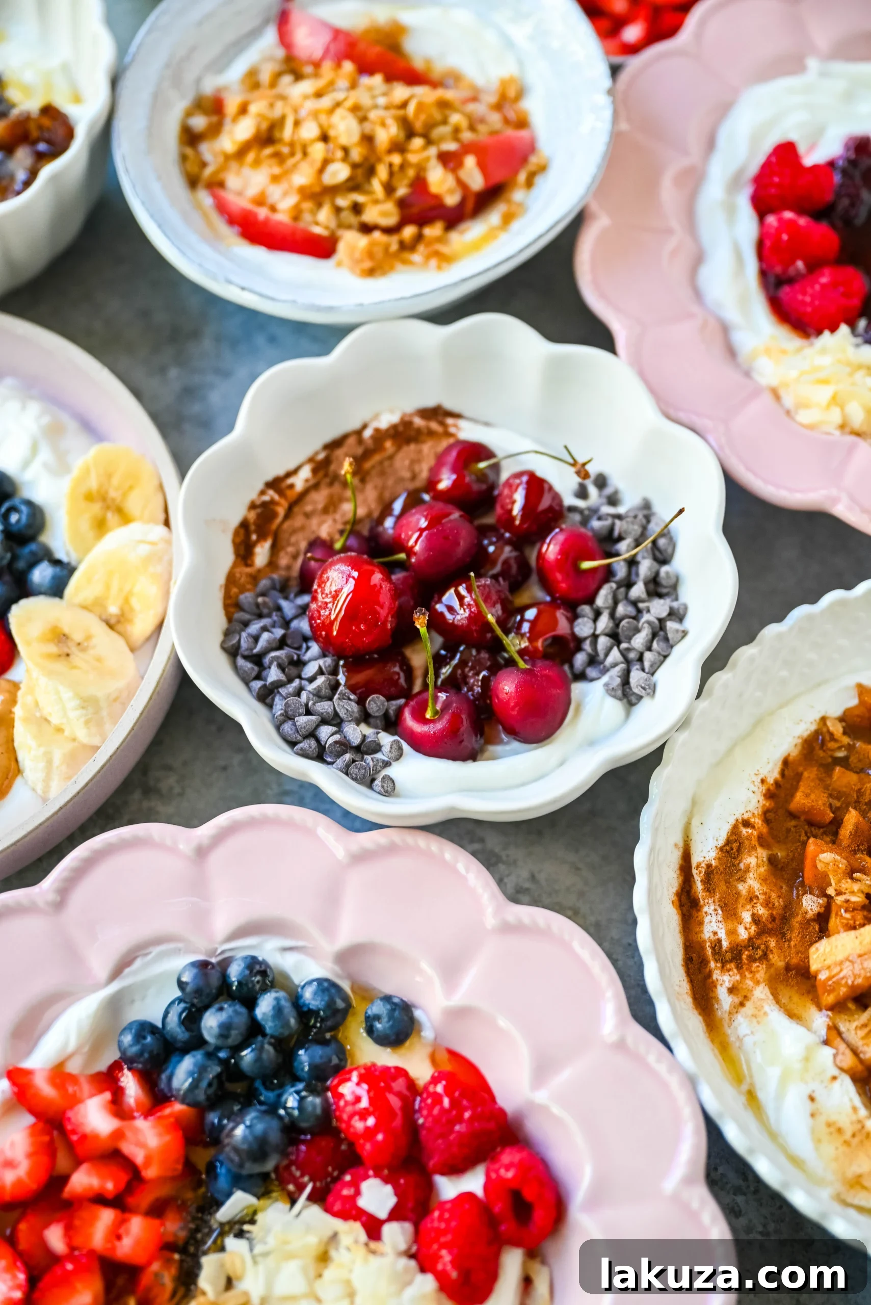 Greek yogurt bowls and topping ideas. 20+ yogurt topping combinations.
