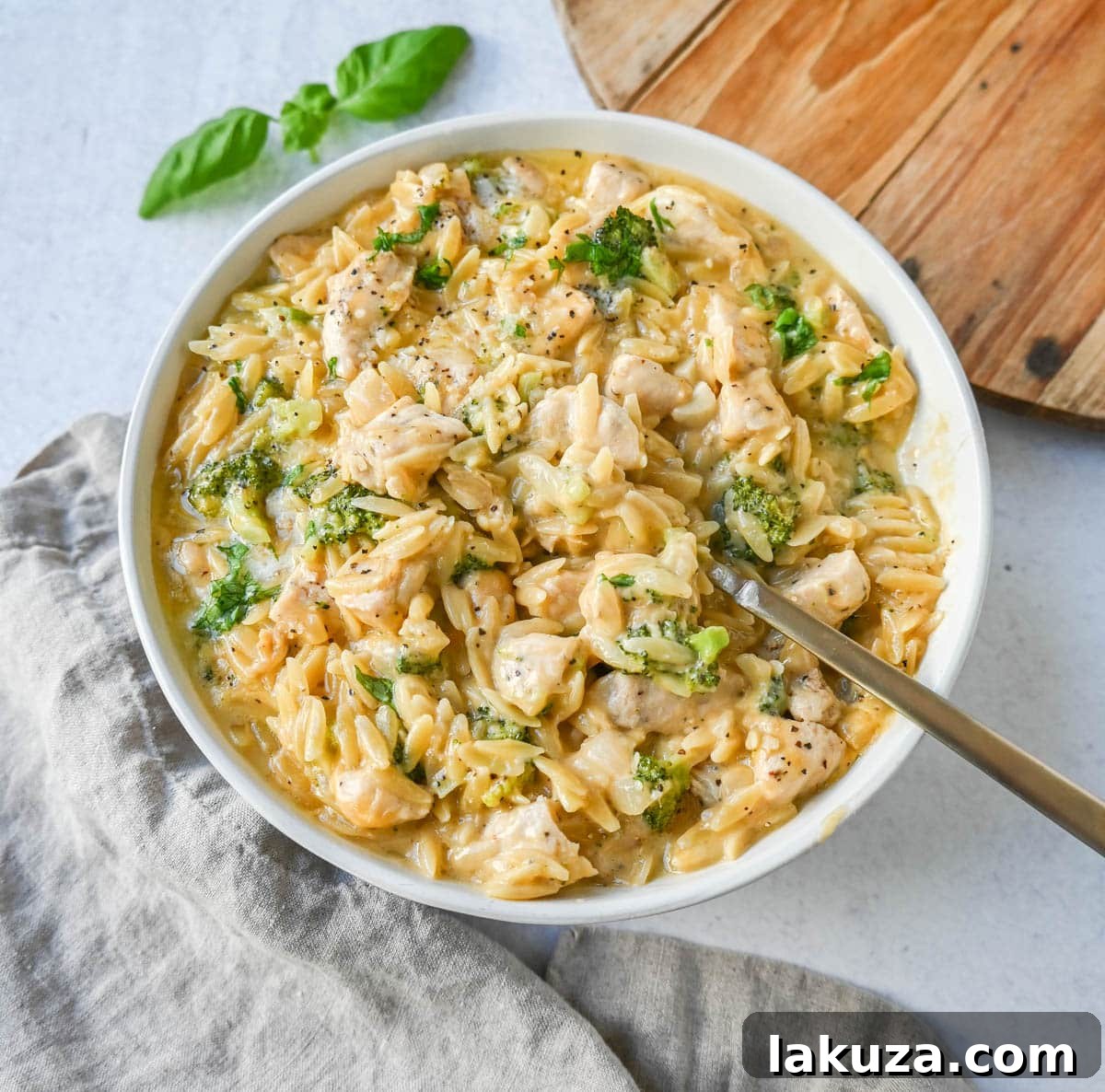Creamy Chicken and Broccoli Orzo Bake 3 Creamy Chicken Broccoli Orzo made with sauteed chicken, fresh broccoli, orzo pasta in a cheesy sauce. This easy Cheesy Chicken Broccoli Orzo Skillet 30-minute meal is creamy and delicious!